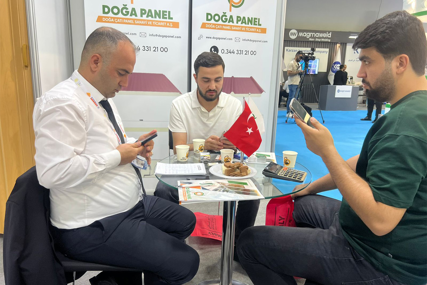  منصة ألواح الساندويتش من Doğa Panel في معرض Erbil Build Expo